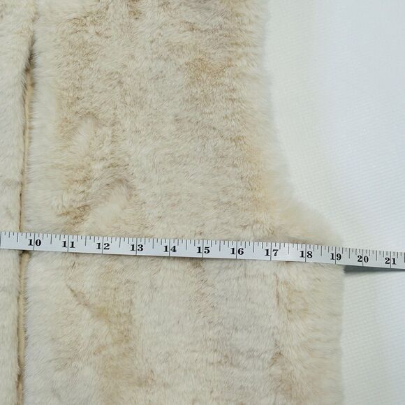 Girls Zara Faux Fur Cream Layering Trendy Warm Vest Pockets SZ 13/14 Year NEW - Picture 12 of 12